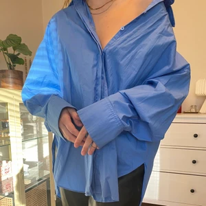 Oversized skjorta - Från Zara