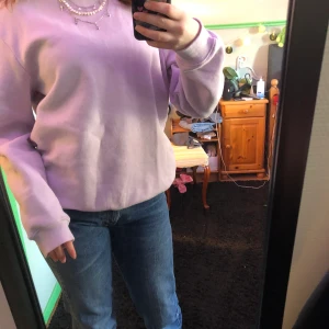 Ljuslila sweatshirt  - Ljuslila sweatshirt 