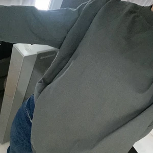 Zara genser - Selger denne ubrukte genseren fra Zara siden jeg aldri har brukt den✨