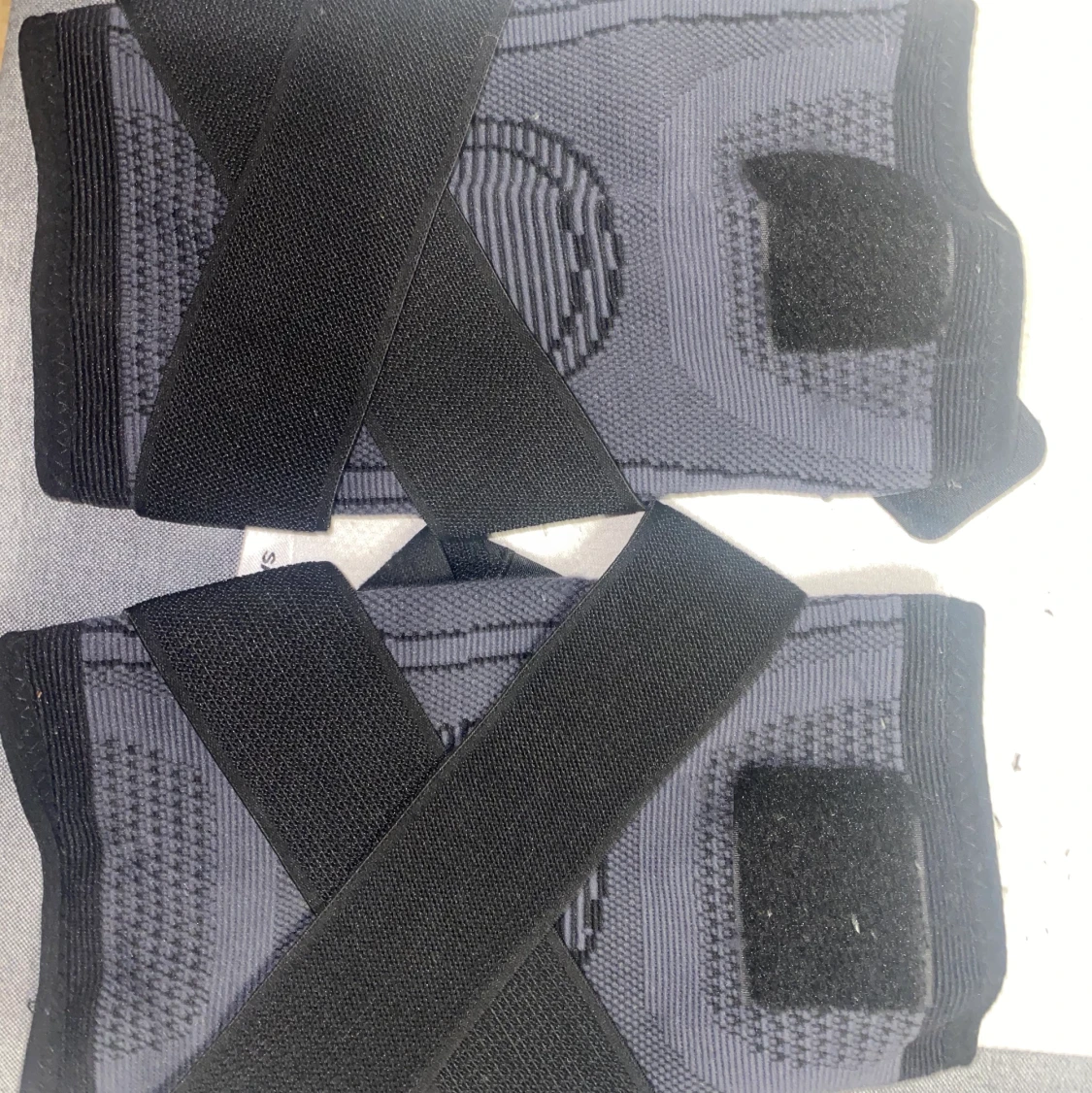 Knäskydd med kompression - 90