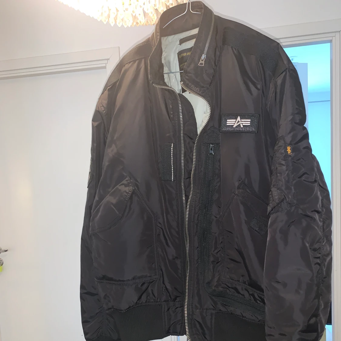 Alpha industriers bombar jacka  - 91