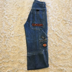 South Pole - Feta och rare South Pole jeans från 2000, kan mötas upp eller så tillkommer frakten med 66 kr✨
