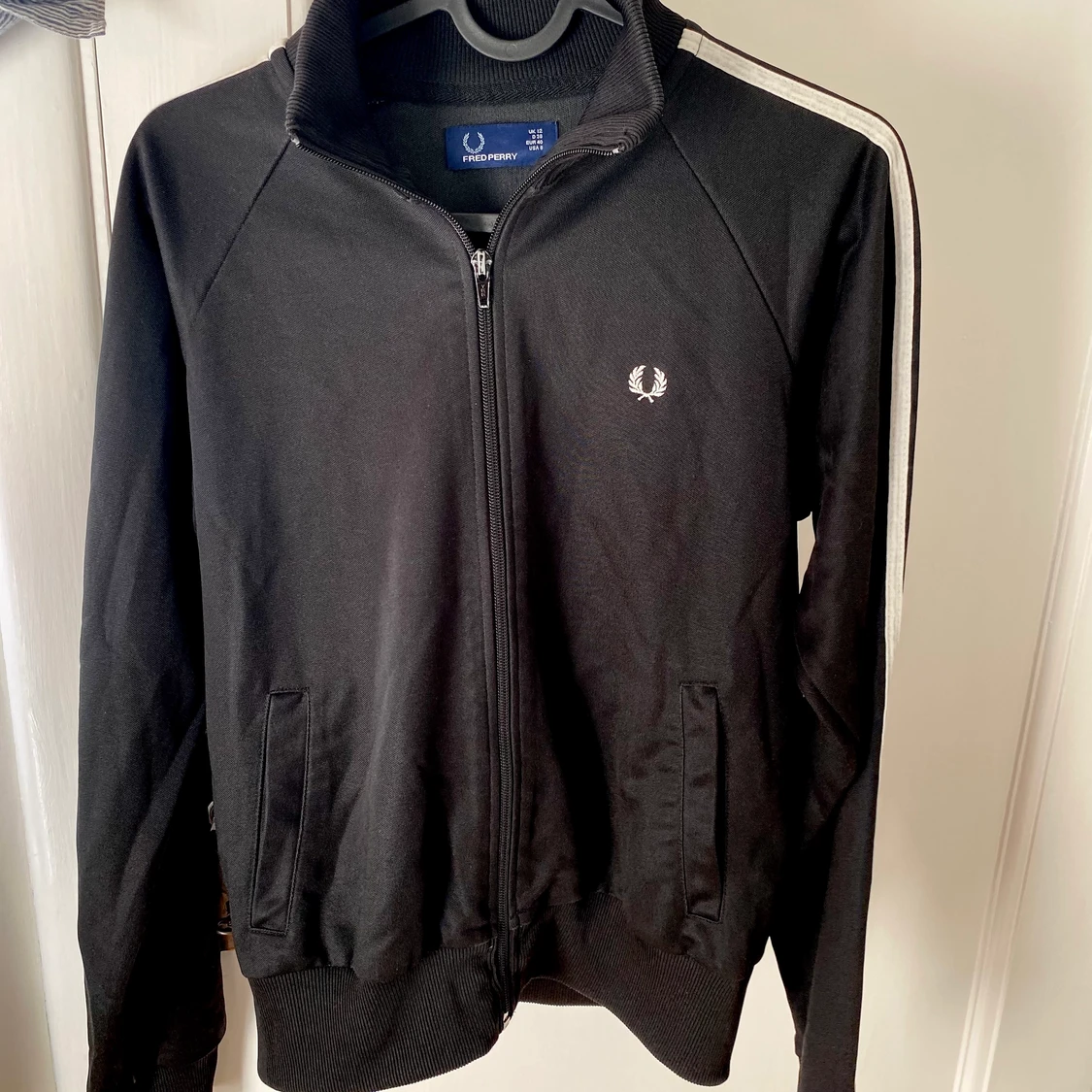 Fred Perry tröja