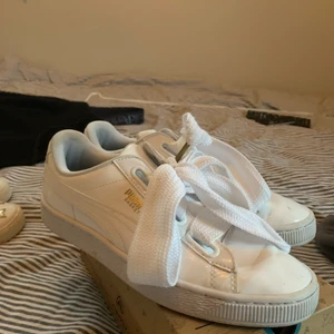 Puma sneakers  - Jättefina puma sneakers som tyvärr aldrig kommer till användning. 