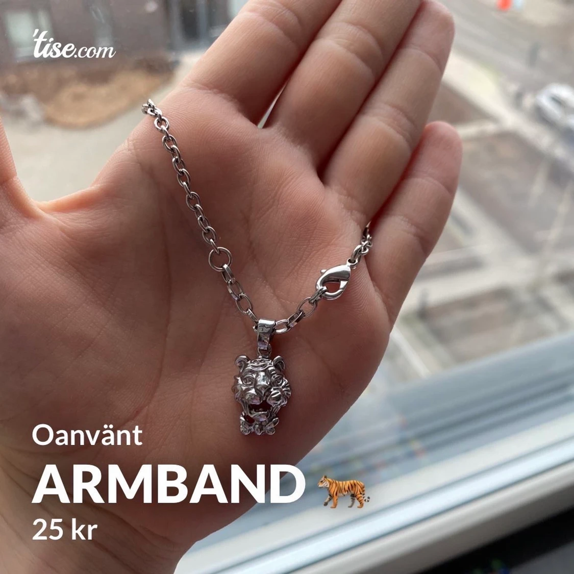 Armband med en tiger på 