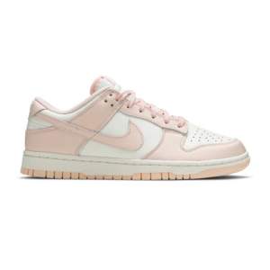 Nike dunk low ”orange pearl”  BRAND-NEW  36 39 40 42 42,5 43 2499kr NOW AVAILABLE ONLINE  - Restocked.se