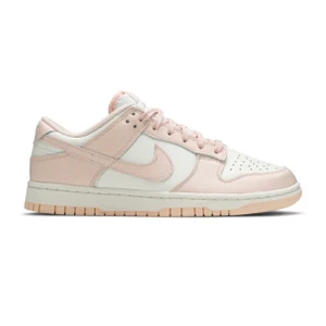Nike dunk - Nike dunk low ”orange pearl”  BRAND-NEW  36 39 40 42 42,5 43 2499kr NOW AVAILABLE ONLINE  - Restocked.se