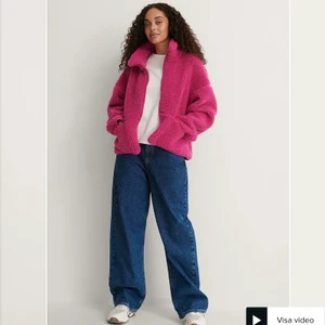 NAKD fleece/tunn jacka  - Stl 34, rosa teddymaterial, använd 2 ggr, original pris 799kr. 
