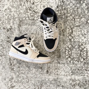 Air Jordan  - Säljer mina Air Jordan! Superfina och i bra skick. Storlek 38