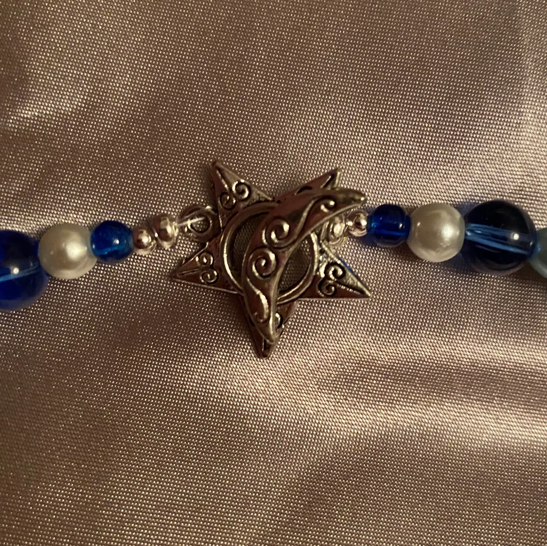 𓆉 blått halsband 𓆉 - 91