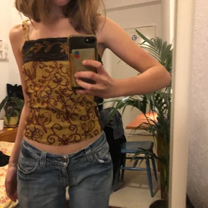 Mönstrigt linne - Superfint linne, står ej storlek el märkte, men köpt second hand dyrt!! 💓🐦 passar mig som är XS-S, men stretchigt!