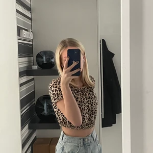 Storlek xs  - Jätte fin, har haft den några gången, bra skick❤️ fin tröja 