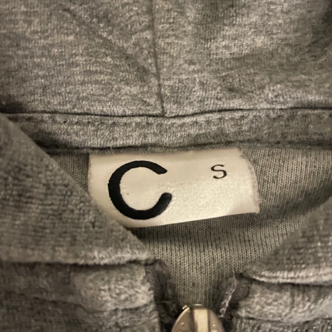 Grå dress från Cubus - 90