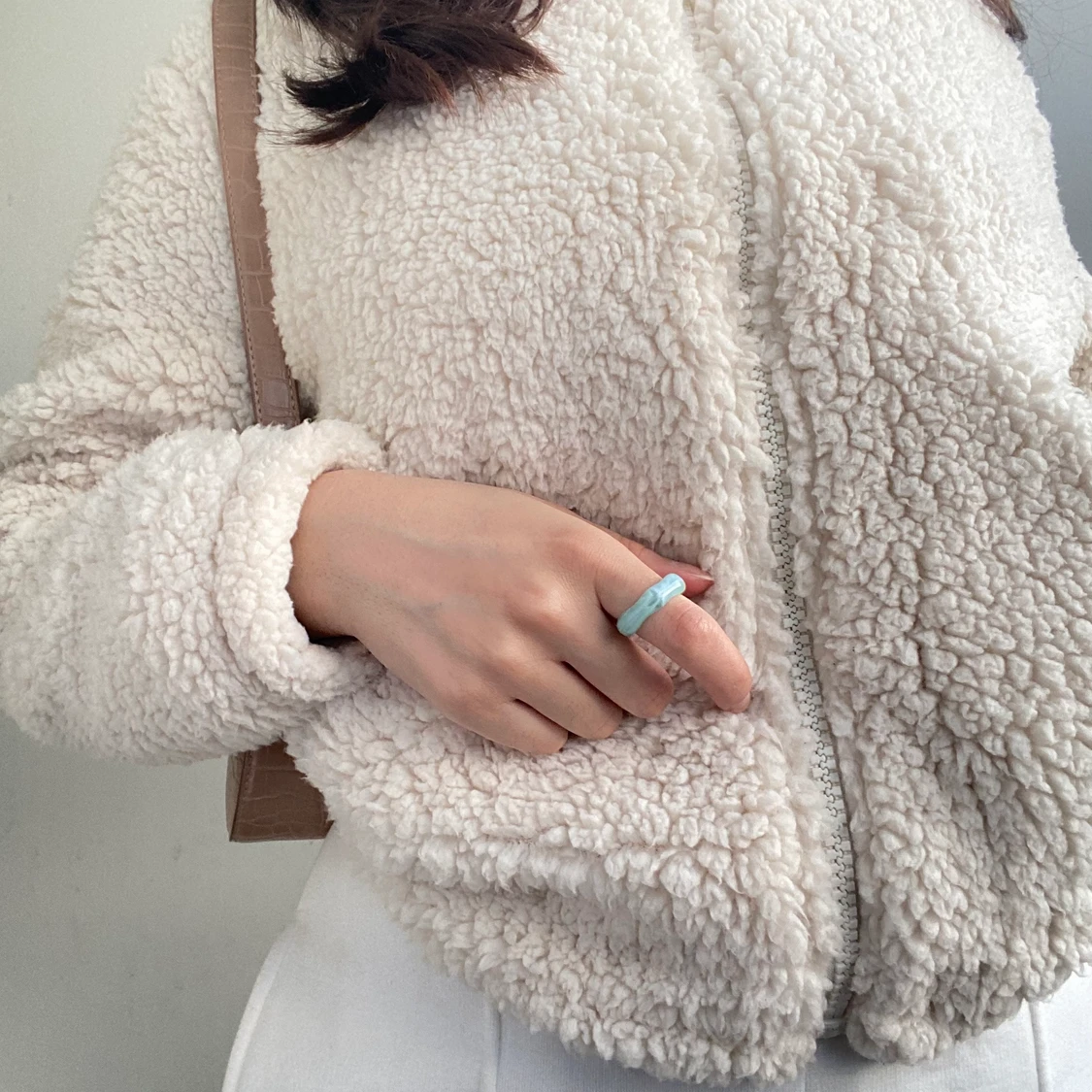 Croppad fluffig jacka