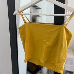 Linne/Topp - Gult linne, skönt material 