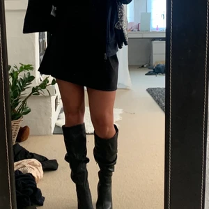 Höga boots  - Boots från ASOS endast använt fåtal gånger! 