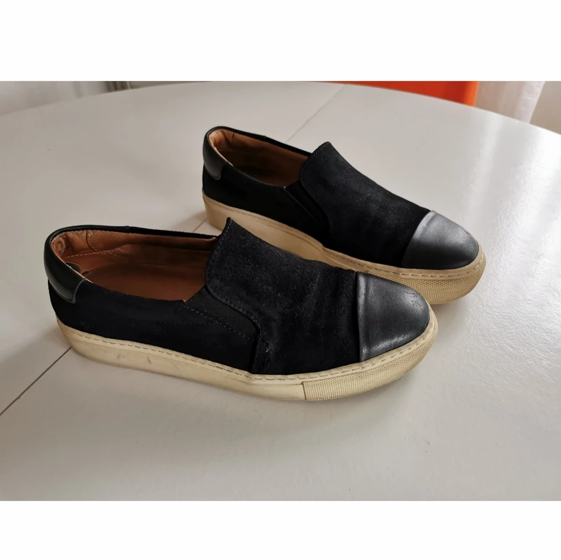 Malene birger slip-ons, stl. 37, svart