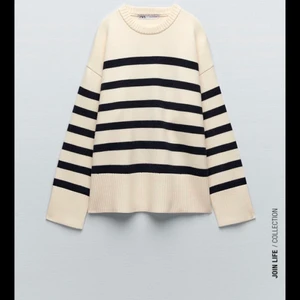 Jätte fin stickad tröja från zara - Tröja från zara i nyskick! Säljer pågrund av att den inte passar mig. Buda ifrån 150kr eller köp direkt för 250kr!❤️ Köparen står för frakt. Nypris:399kr