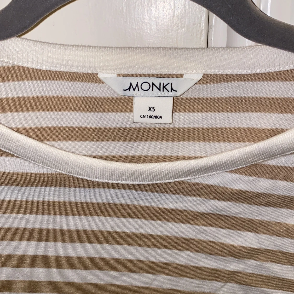 Randig tröja beige Monki XS - 91