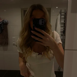 odd molly topp - så himla söt men kommer tyvärr inte till användning, endast använd ett par gånger💖 pm vid frågor/ önskemål om fler bilder 