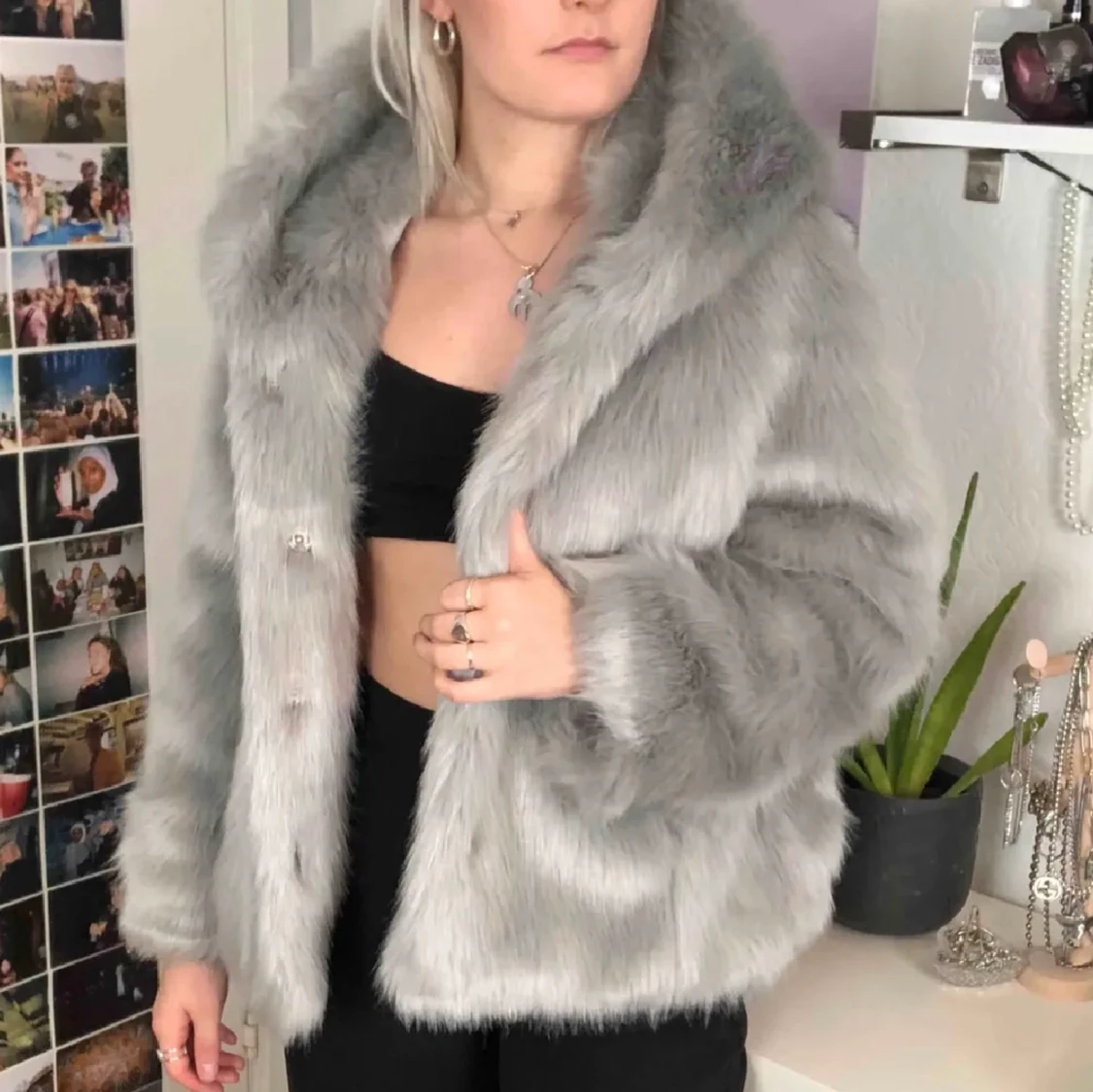 Grå fake fur jacka - 90