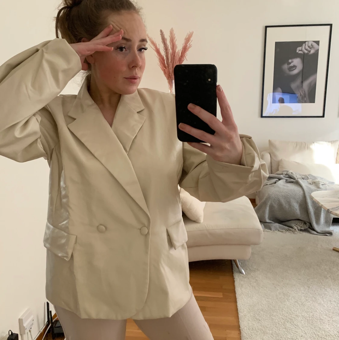 Oversized kavaj i läderimitation 