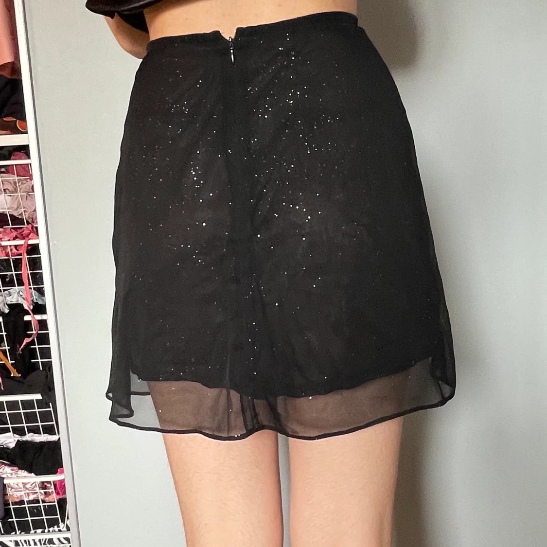 Glittrig meshkjol - 91