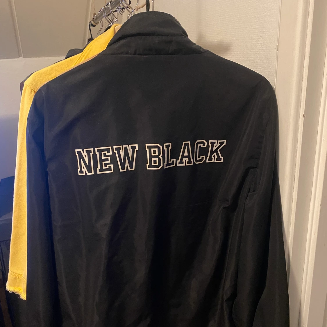 New Black - Jacka - 90