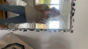 Stickad overzise väst från Zara - Änvänd enbart fåtals gånger. Super mysig och snygg❣️kunden beltalar frakt💖💖