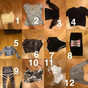 MASSA KLÄDER - Vill bli av med alla dessa kläder, var för sig kostar de 45 eller 2 för 80 eller 3 för 110. Om du har frågor om något plagg/vill ha föer bilder så tveka inte på att höra av dig!