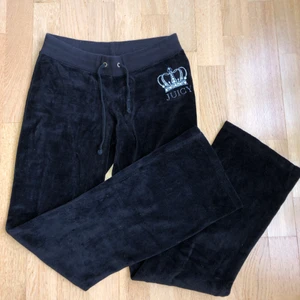 Juicy couture mjukisbyxor - Köpta i Usa. Storlek xs men passar s också