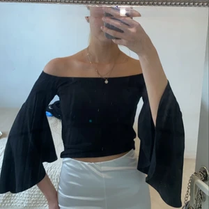 Tröja  - Fin tröja i svart storlek xs/s 