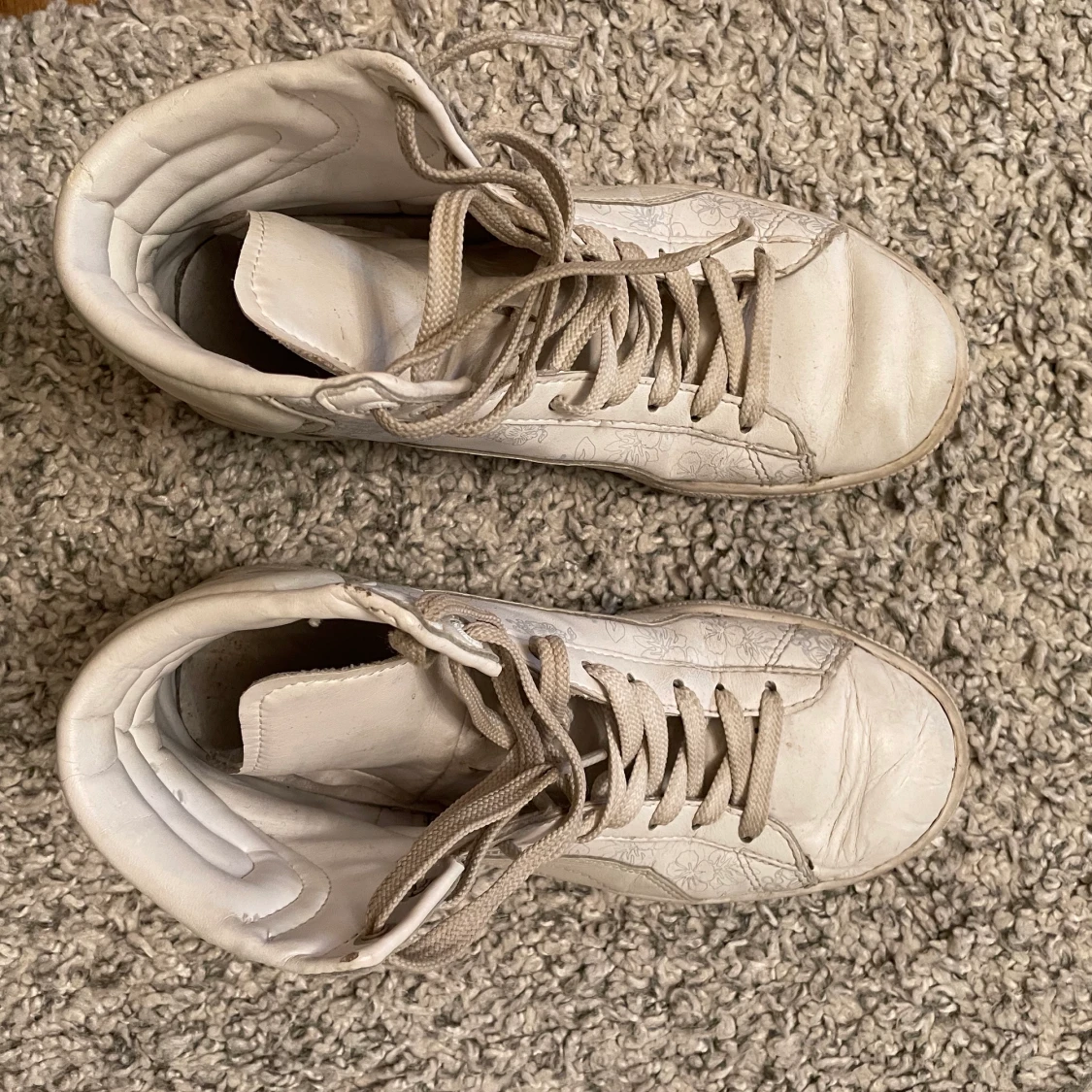 Höga adidas sneakers - 90