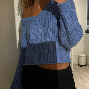 Stickad - Stickad tröja från H&M i strl. S men lite oversized!💖 