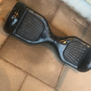 Hoverboard - Fungerar bra, ., har blåa lampor längst fram
