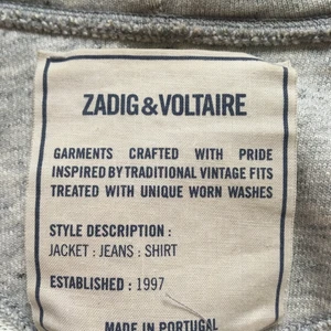 Zadig kofta  - Säljer min Zadig kofta då den sällan kommer till användning! Hör av er om ni är intresserade och skriv gärna förslag på ett rimligt pris 💕💕⚡️