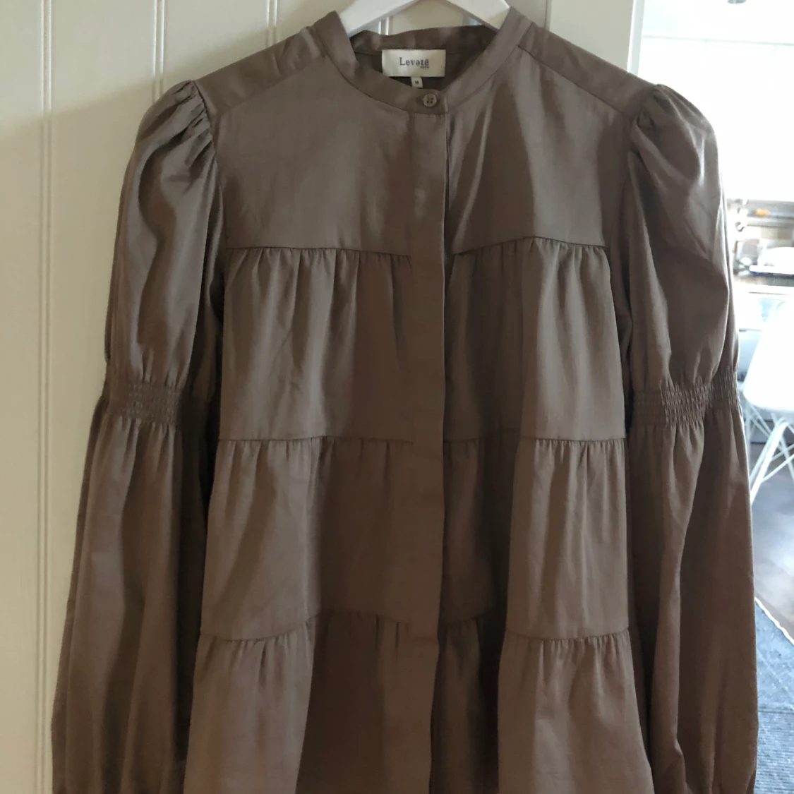 Levete Room beige strl M