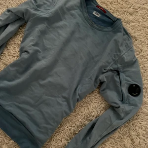 Cp company - Tröjan är i super fint skick och storlek S. Kvitto finns kvar 