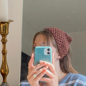 Scarf  - Jag virkar scarfs som jag nu börjat sälja. Välj vilken färg du vill och jag gör en speciellt för dig! 🤍🤍