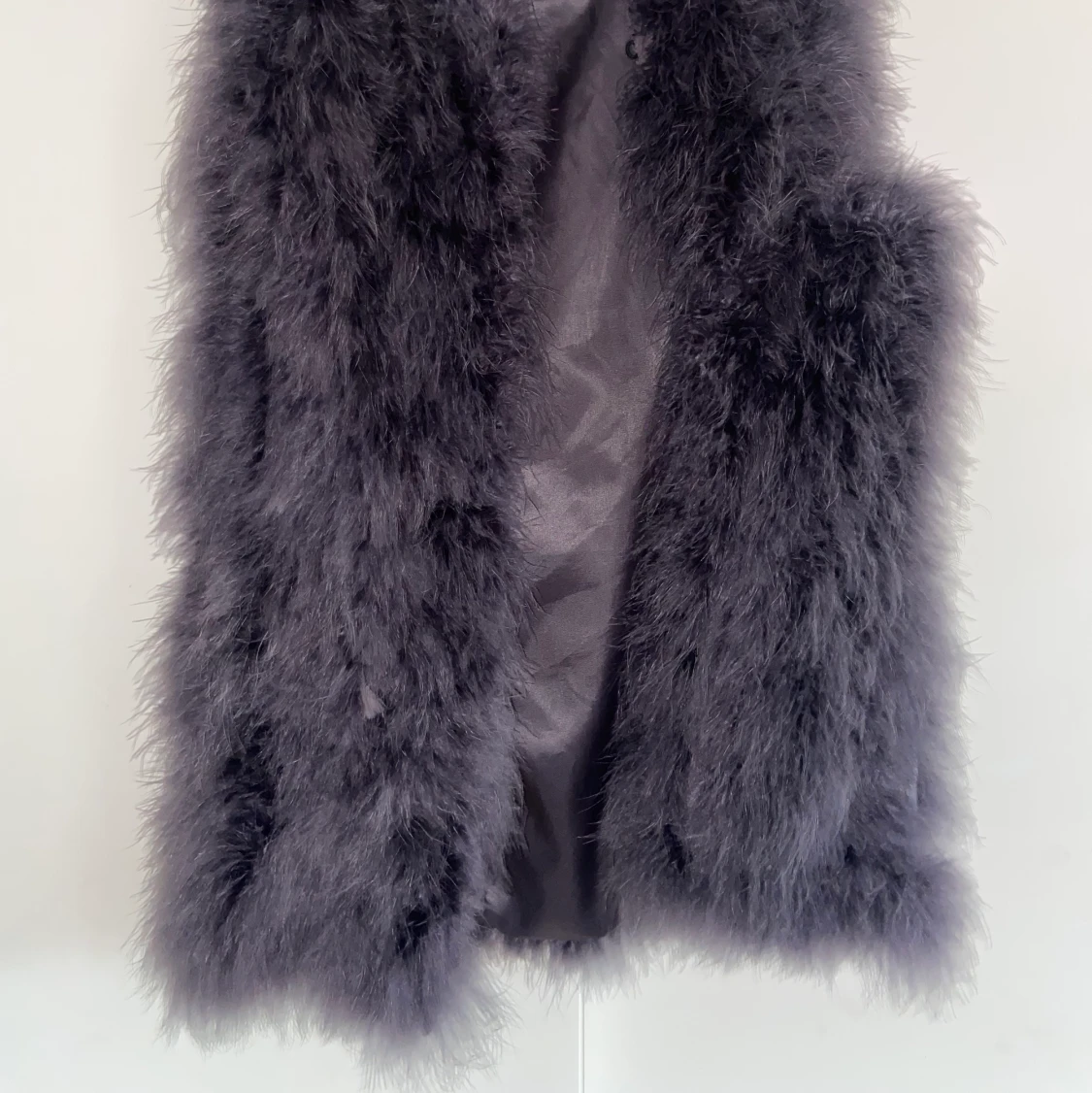 Grå pälsväst  - 90