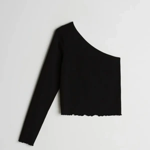 One shoulder top❤️‍🔥 - One shoulder top från Gina! Assnygg och aldrig använd. Helt slutsåld❤️‍🔥💋