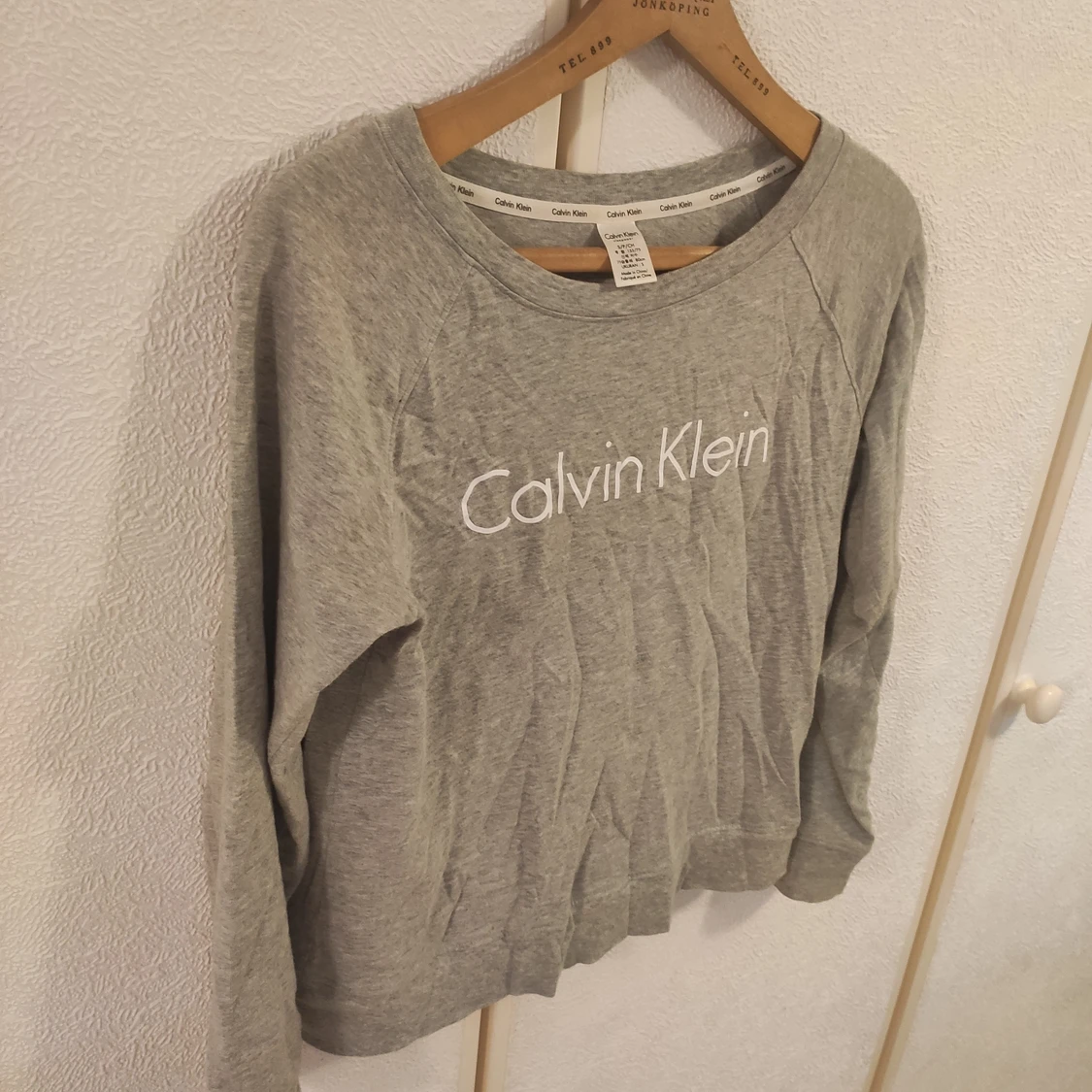 Calvin Klein sweatshirt