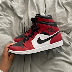 Jordan 1 chicago black toe - Knappt använda!! Pris kan diskuteras 