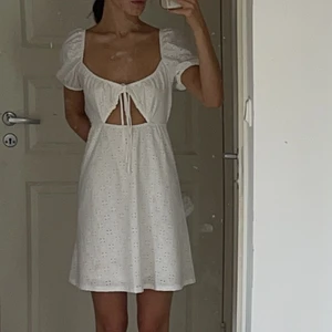 Klänning - Jätte fin somrig klänning! Köparen står för frakt på 51
