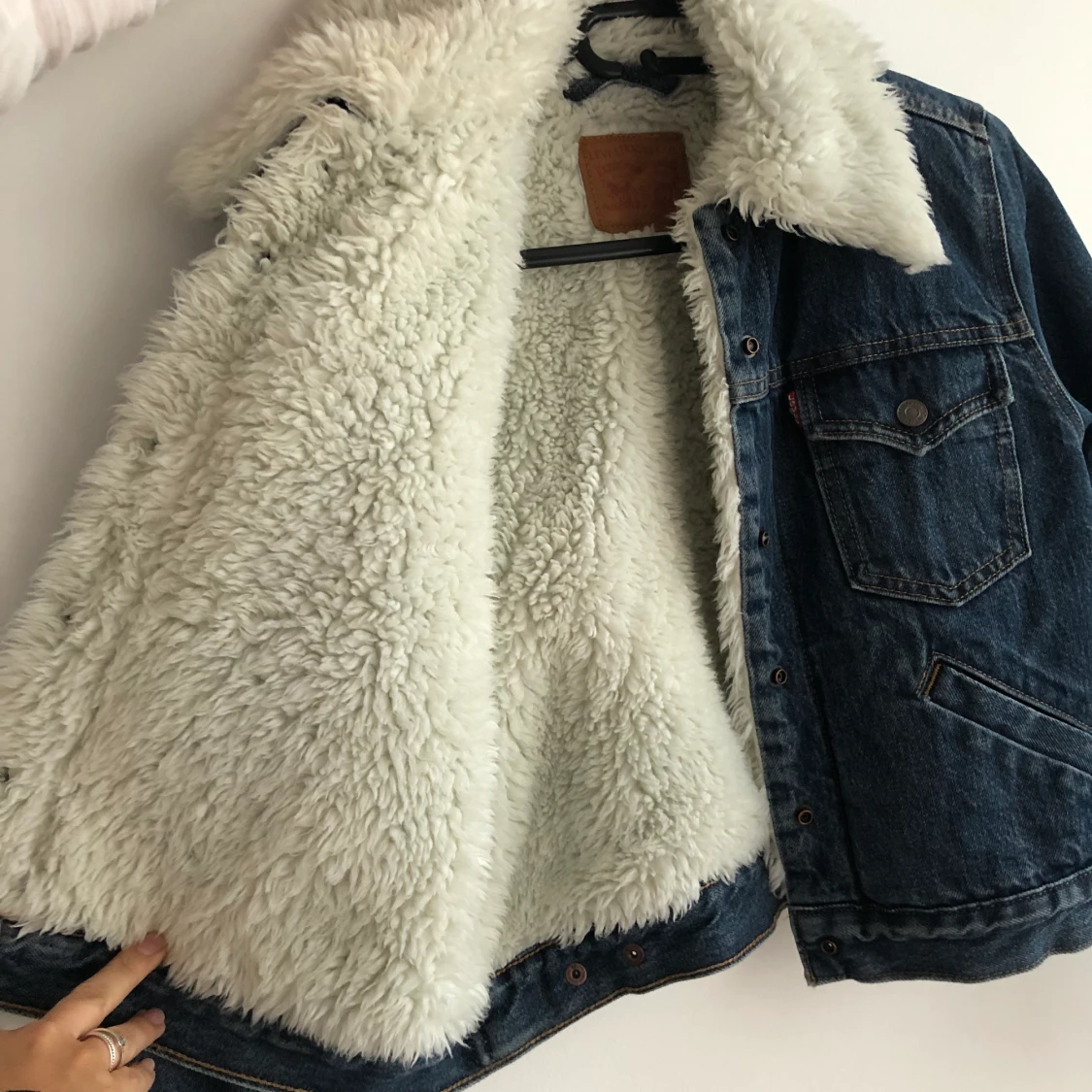 Levi’s demin jacket with fur  - 90