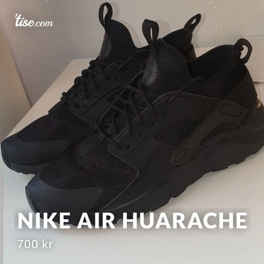 Äkta nine air Huarache använd kanske 3 gånger. Dem är köpta 2021-01-24. Dem kostar ungefär 1050 kr ny. Storlek 38. Skriv för mer bilder. Kvitto o kartong kvar. Frakt kostar 66 kr . Skor.