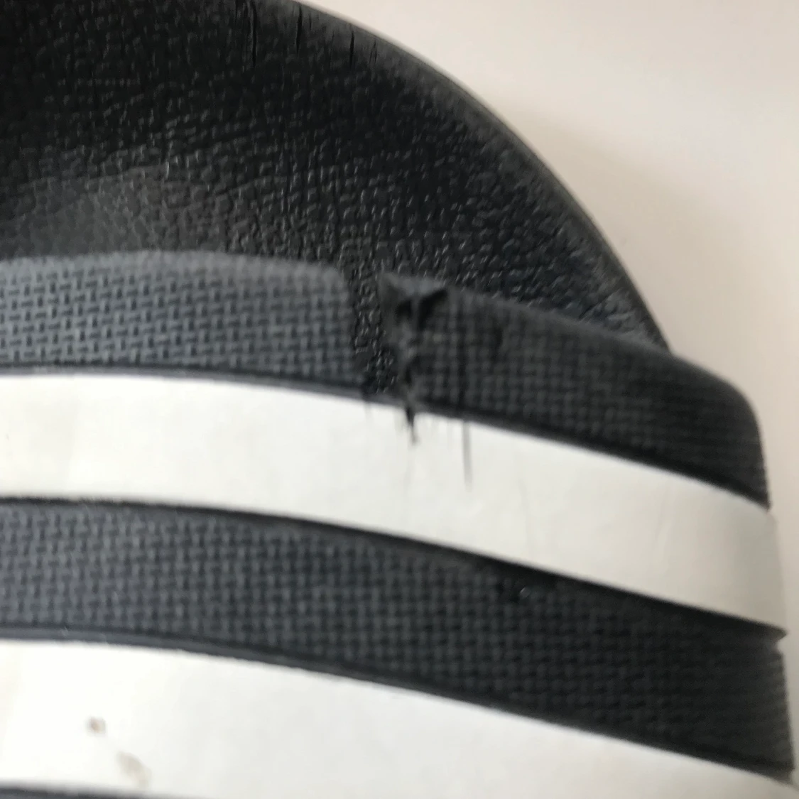 Adidas tofflor  - 91