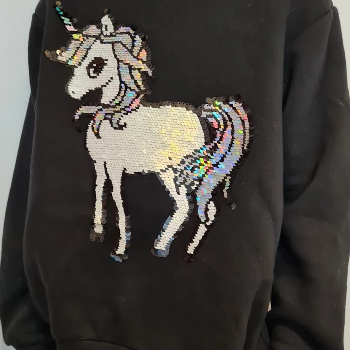 H&M kids sweatshirt