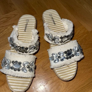 Kilklackar  - Supersöta kilklackar använda ett fåtal gånger💘💎💎