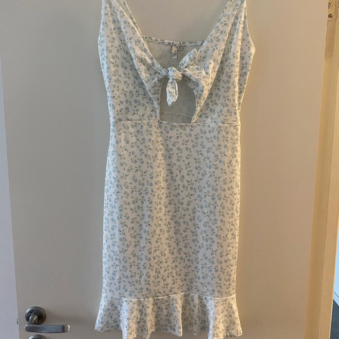 Klänning NLY TREND Strl S